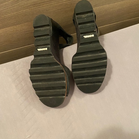Sorel wedge sandals-WORN ONCE - Picture 6 of 6